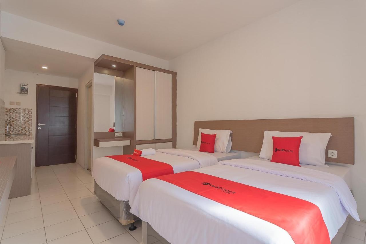 Reddoorz Apartment @ Emerald Towers Bandung Exteriér fotografie